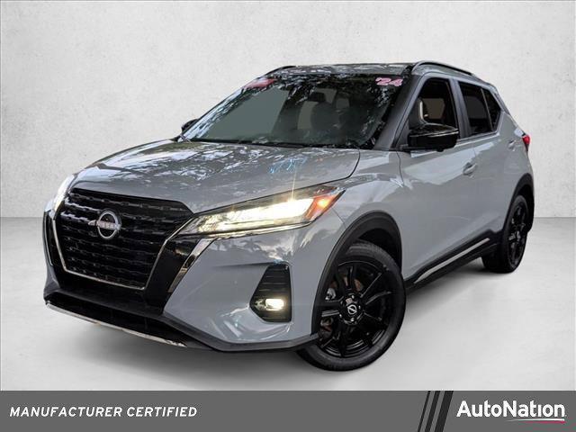 Photo of 2024 Boulder Gray Pearl Nissan Kicks