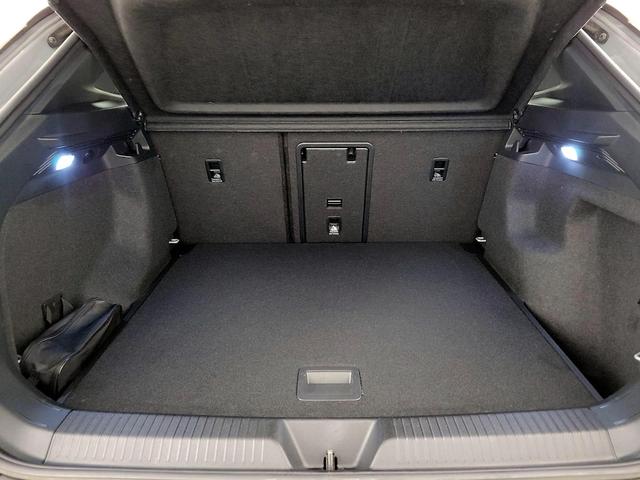 Photo of 2022 Gray Volkswagen ID.4