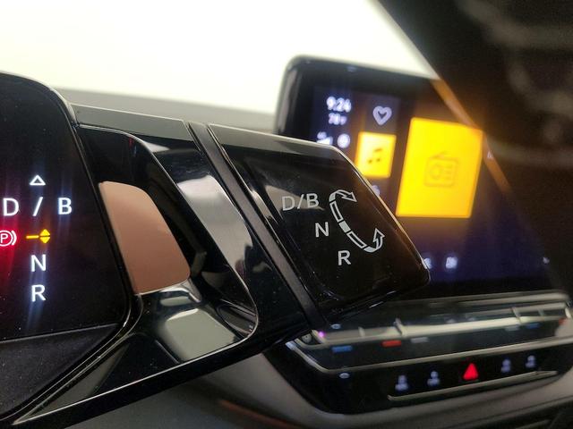 Photo of 2022 Gray Volkswagen ID.4