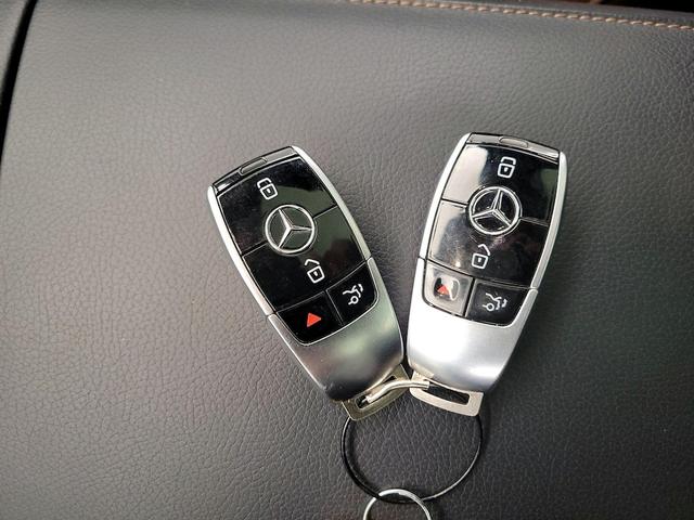 Photo of 2020 Gray Mercedes-Benz S-Class