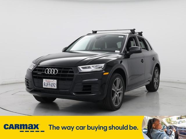 Photo of 2019 Black Audi Q5