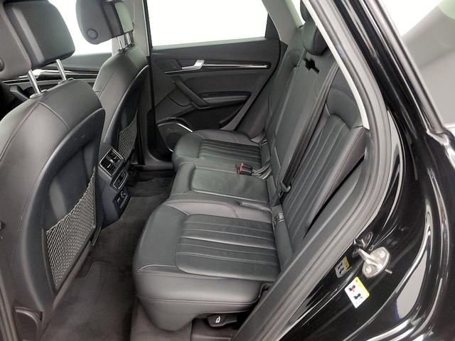 Photo of 2019 Black Audi Q5