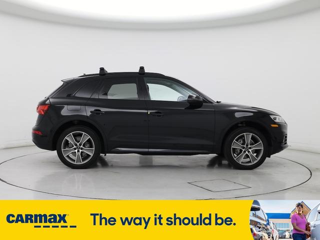 Photo of 2019 Black Audi Q5