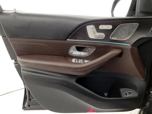 Photo of 2021 Black Mercedes-Benz GLE 350
