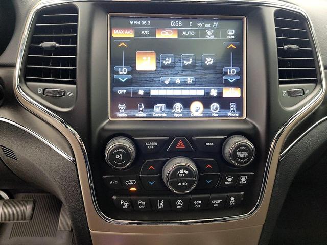 Photo of 2017 White Jeep Grand Cherokee
