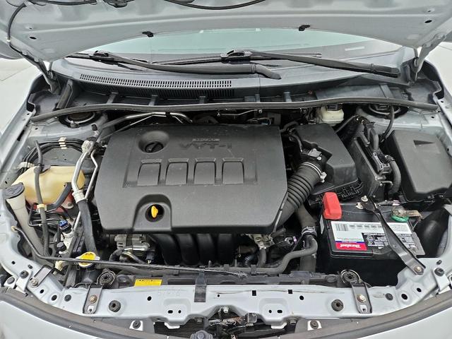 Photo of 2013 Silver Toyota Corolla