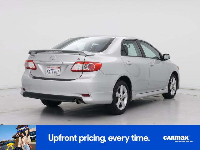 Photo of 2013 Silver Toyota Corolla