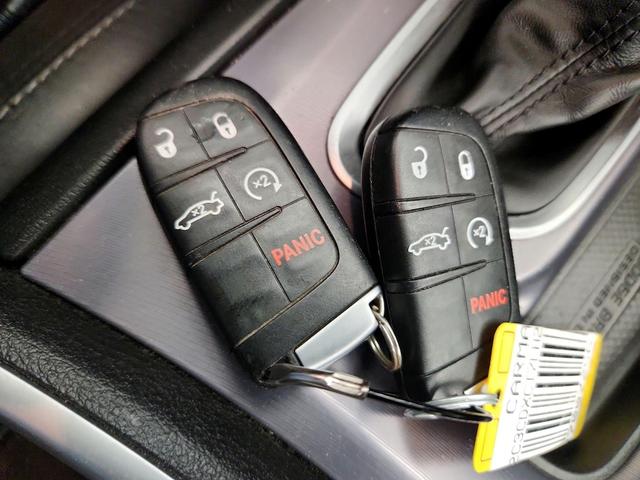 Photo of 2020 Black Dodge Charger