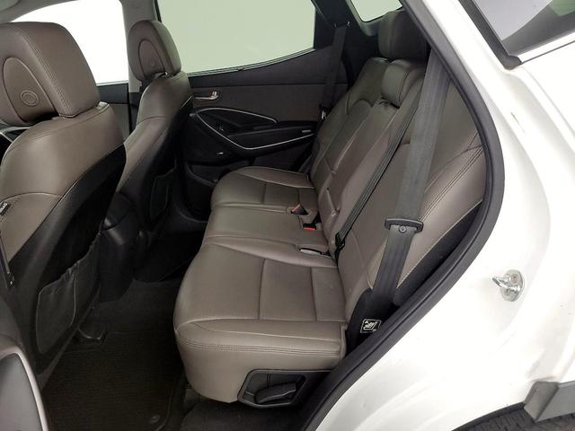 Photo of 2014 White Hyundai Santa Fe Sport