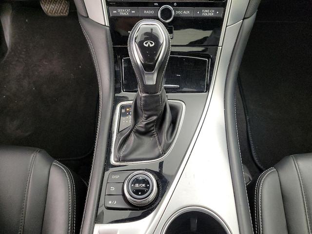 Photo of 2017 Gray INFINITI Q60