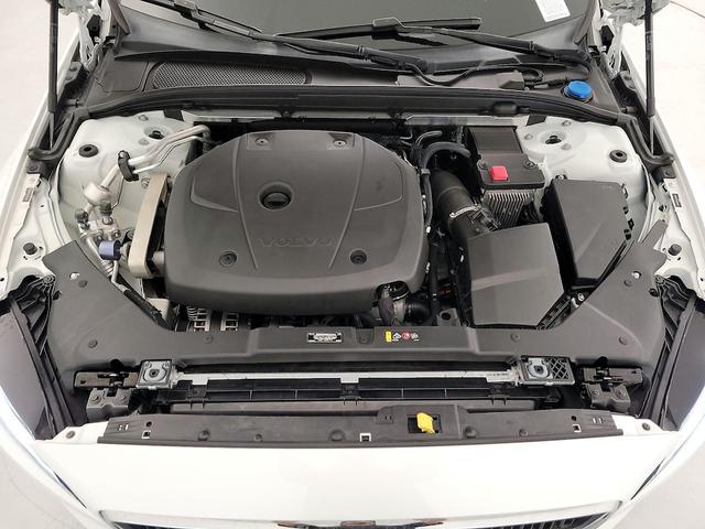 Photo of 2020 White Volvo S60
