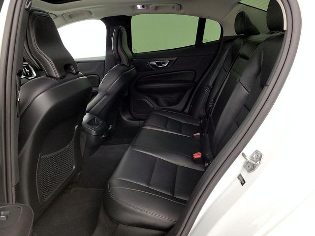 Photo of 2020 White Volvo S60