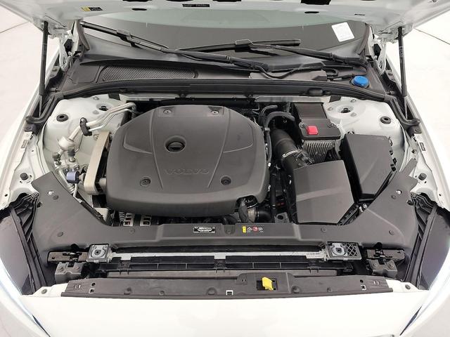 Photo of 2020 White Volvo S60