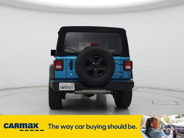 Photo of 2019 Green Jeep Wrangler