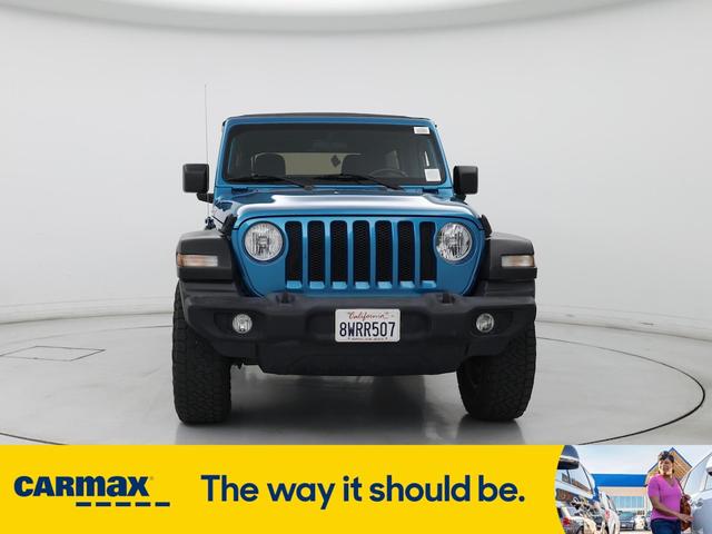 Photo of 2019 Green Jeep Wrangler