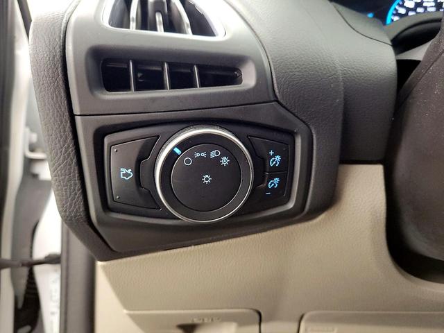 Photo of 2015 White Ford Focus Electric
