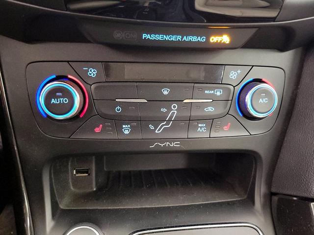 Photo of 2015 White Ford Focus Electric