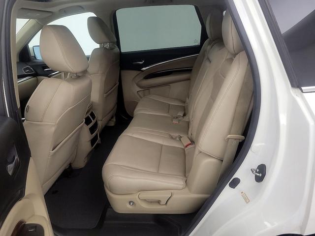Photo of 2016 White Acura MDX