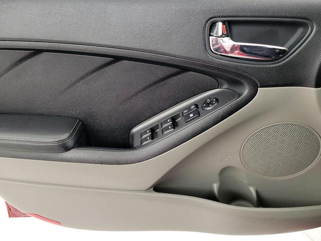 Photo of 2014 Red Kia Forte