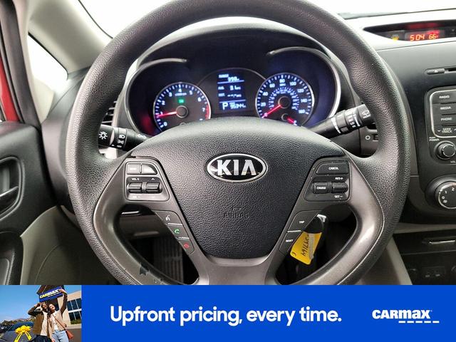 Photo of 2014 Red Kia Forte