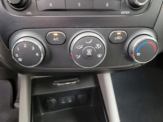 Photo of 2014 Red Kia Forte