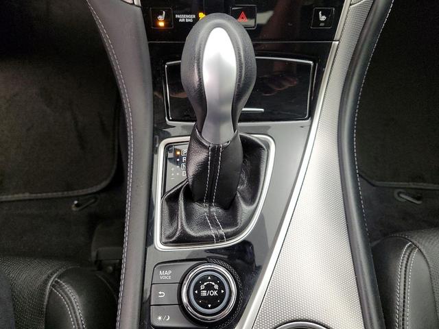 Photo of 2015 Gray INFINITI Q50 Hybrid