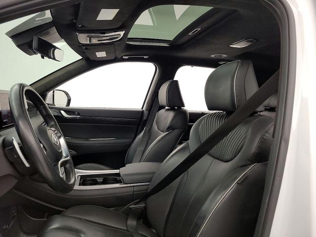 Photo of 2023 White Hyundai PALISADE