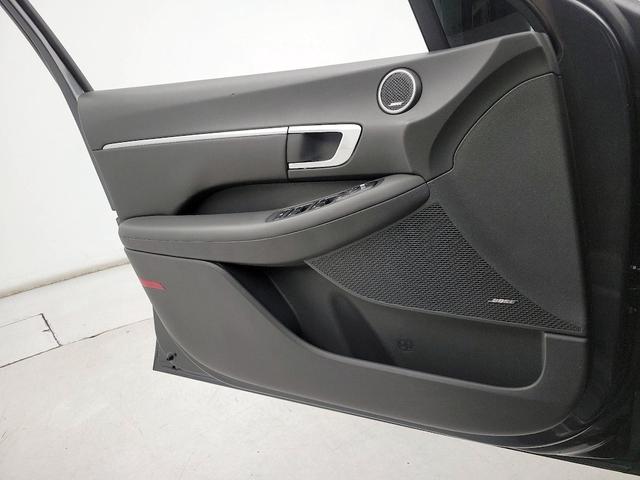 Photo of 2023 Gray Hyundai SONATA