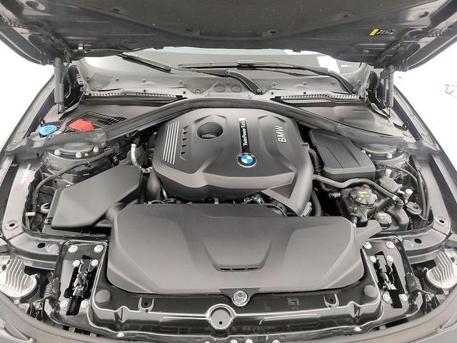 Photo of 2019 Black BMW 430