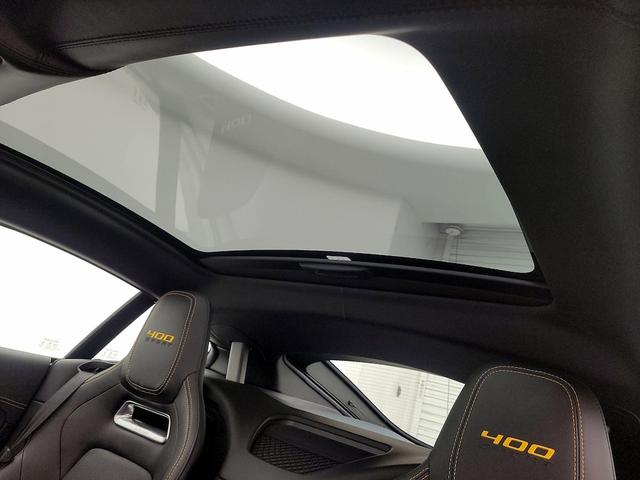 Photo of 2018 Black Jaguar F-TYPE