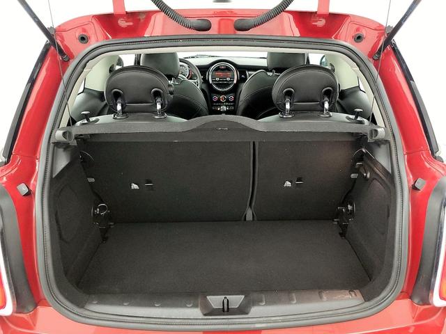 Photo of 2016 Red MINI Hardtop