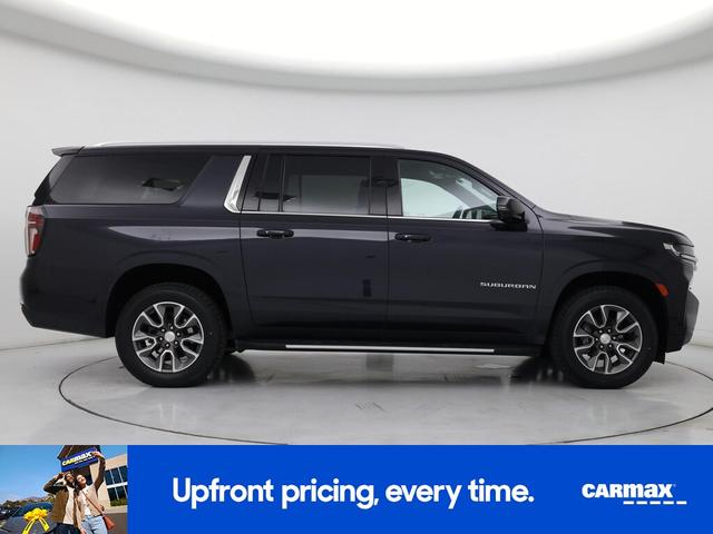 Photo of 2022 Gray Chevrolet Suburban