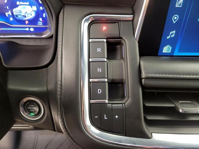 Photo of 2022 Gray Chevrolet Suburban