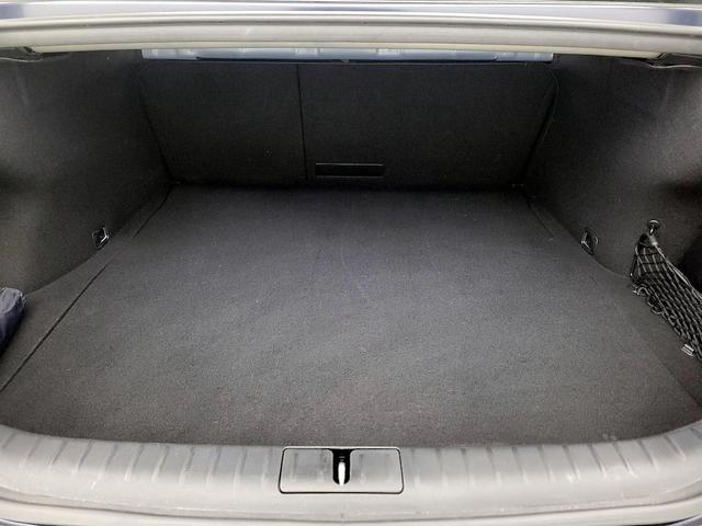 Photo of 2023 Blue Genesis G70