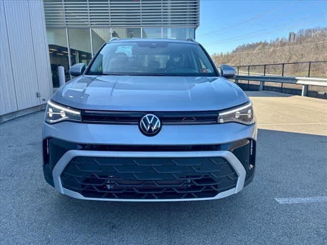 Photo of 2025 Pyrite Silver Metallic Volkswagen Taos