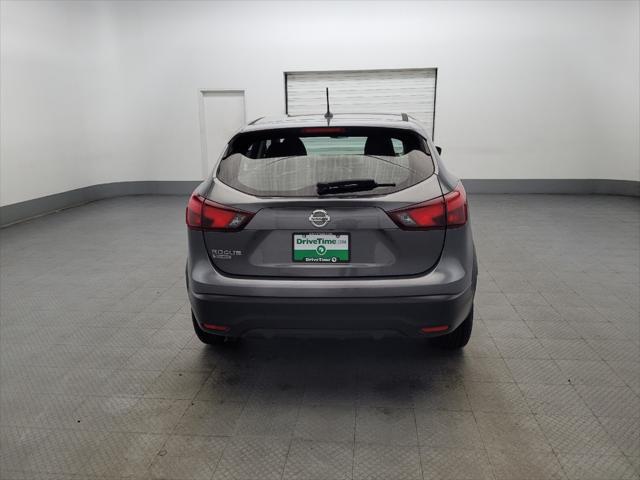 Photo of 2017 Gun Metallic Nissan Rogue Sport