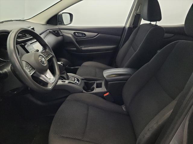 Photo of 2017 Gun Metallic Nissan Rogue Sport
