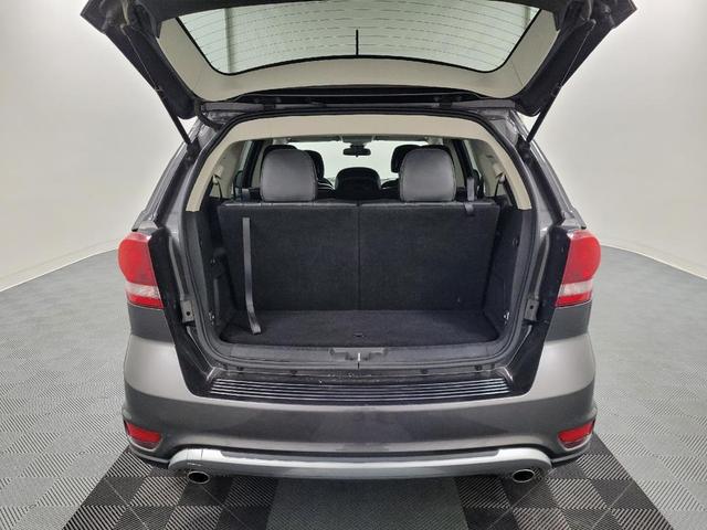 Photo of 2018 Granite Pearlcoat Dodge Journey