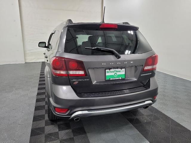 Photo of 2018 Granite Pearlcoat Dodge Journey