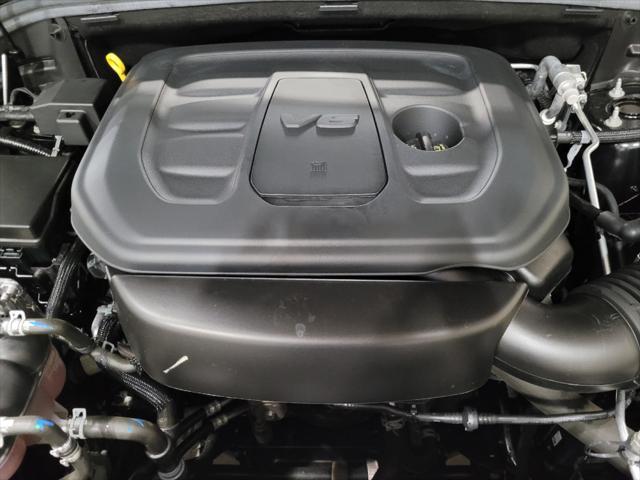 Photo of 2021 Diamond Black Crystal Pearlcoat Jeep Grand Cherokee