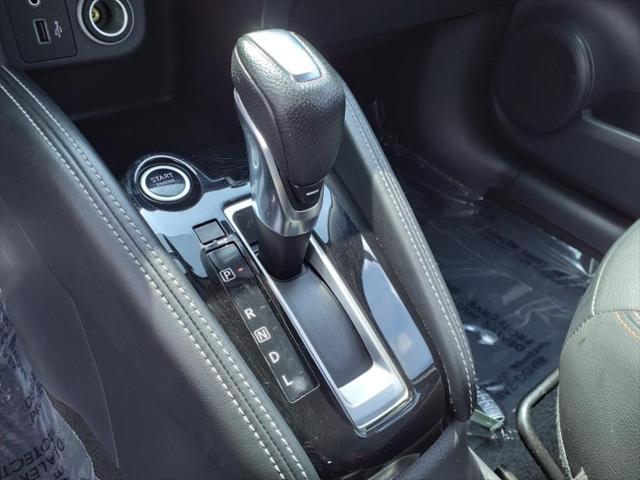 Photo of 2020 Gun Metallic Nissan Kicks