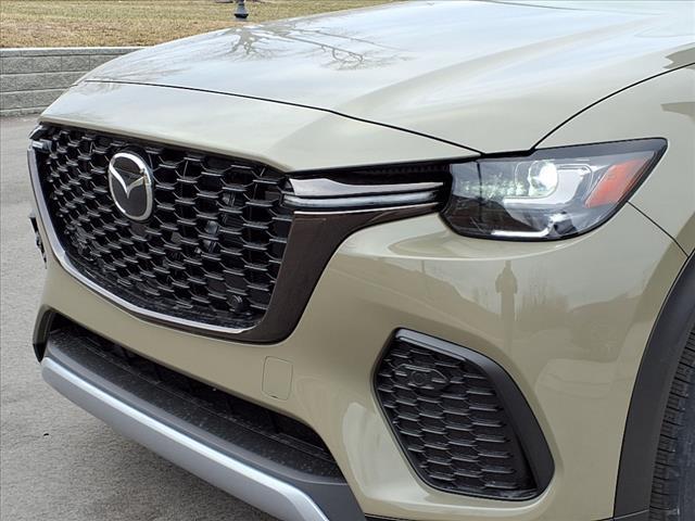 Photo of 2025 Zircon Sand Metallic Mazda CX-70