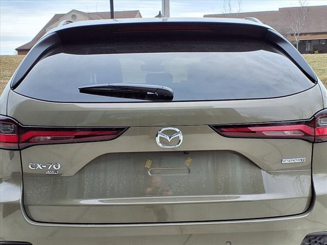 Photo of 2025 Zircon Sand Metallic Mazda CX-70