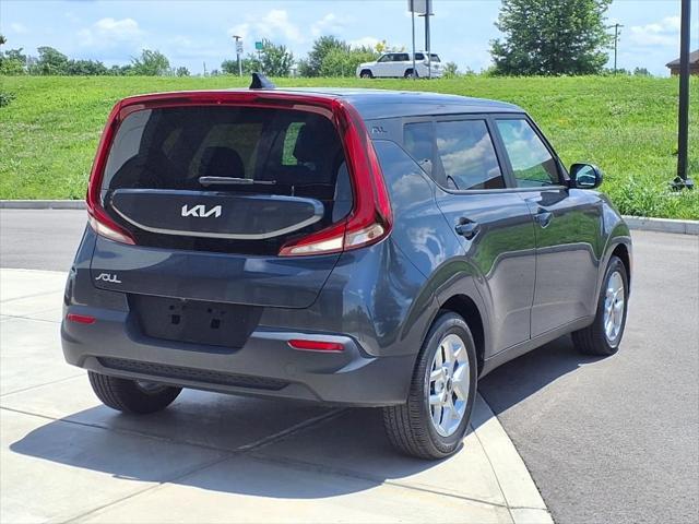 Photo of 2022 Gravity Gray Kia Soul
