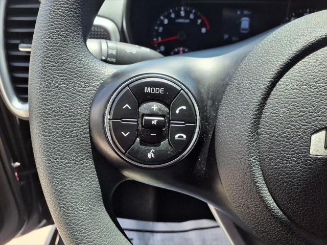 Photo of 2022 Gravity Gray Kia Soul