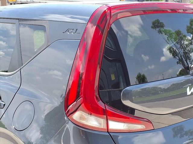 Photo of 2022 Gravity Gray Kia Soul