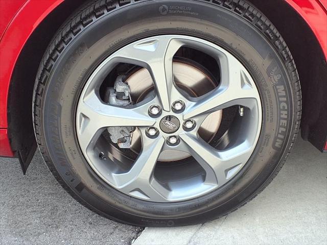 Photo of 2023 Rapid Red Metallic Tinted Clearcoat Ford Escape