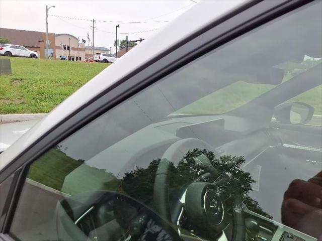 Photo of 2025 Rhodium White Premium Mazda CX-70