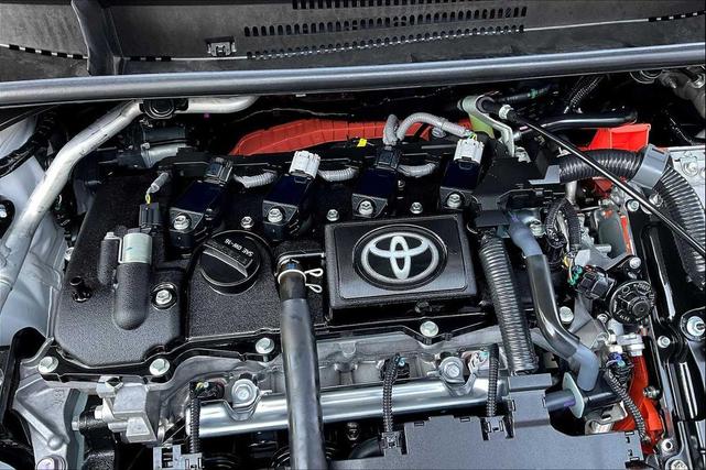 Photo of 2025 Ice Cap Toyota Corolla Hybrid