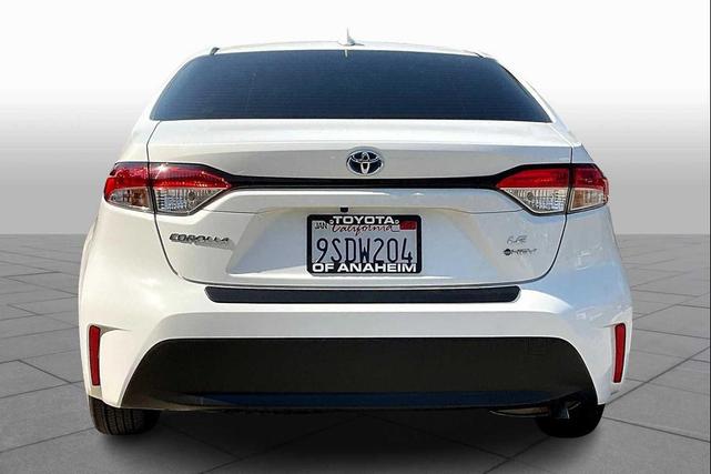 Photo of 2025 Ice Cap Toyota Corolla Hybrid